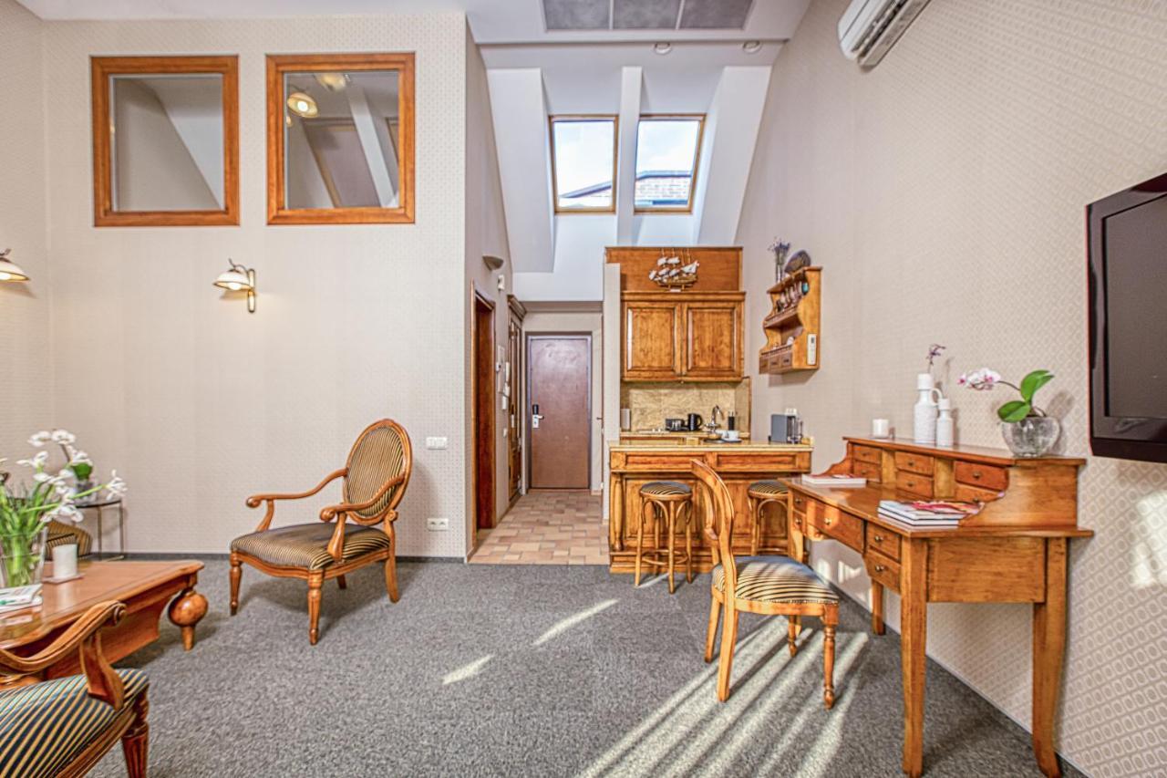 White Lily Apartment Klaipėda Esterno foto